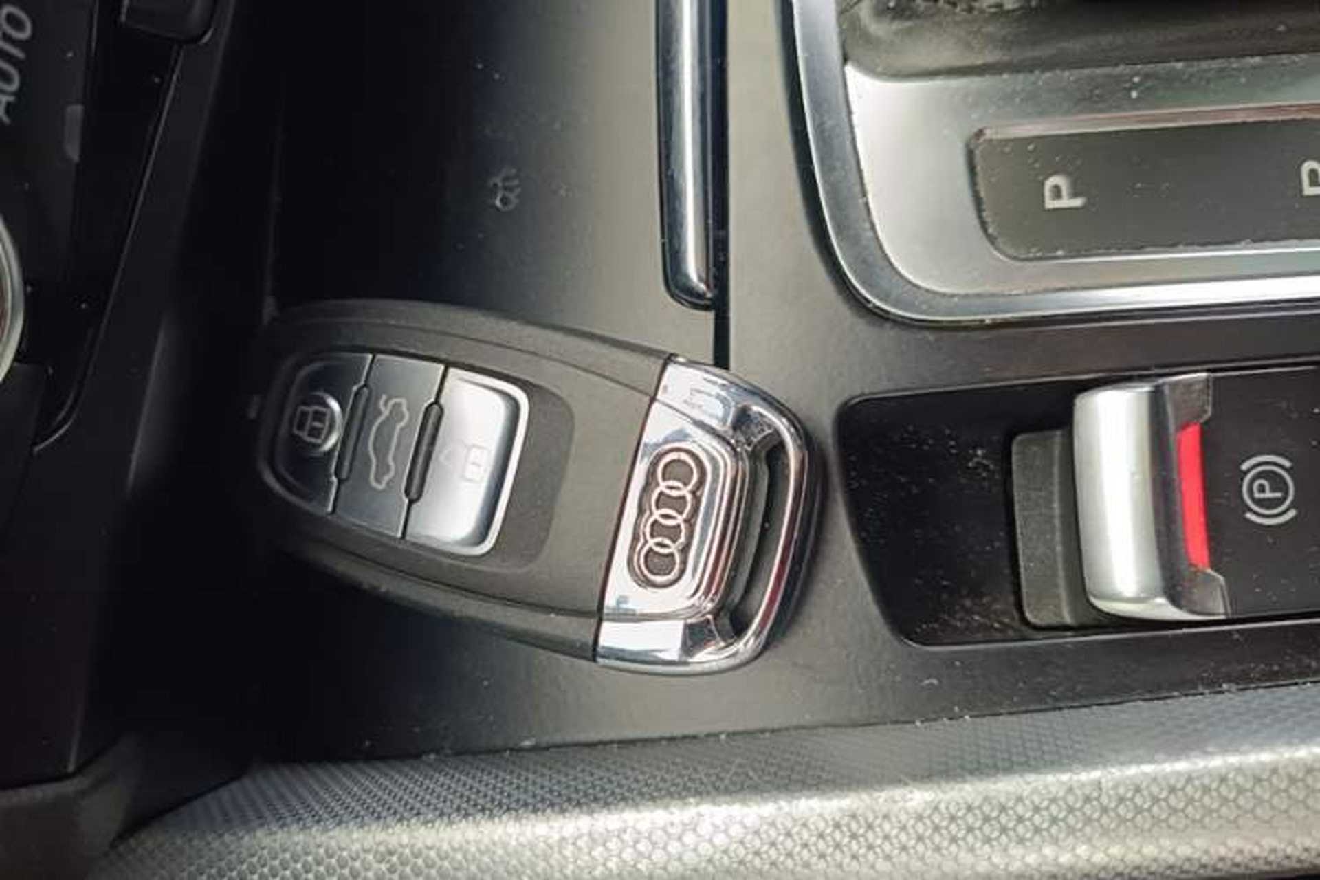 Used Audi Q5 2015 40 TFSI Trendy Edition Vehicle Key