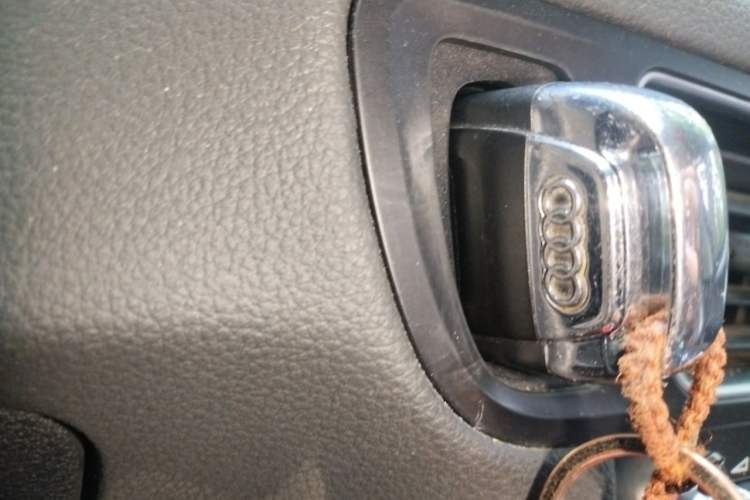 Used Audi Q5 2015 40 TFSI Technology Edition Vehicle Key