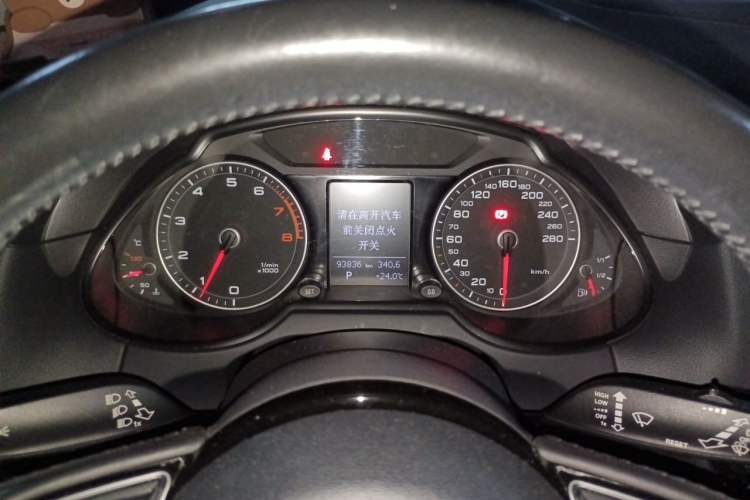 Used Audi Q5 2015 40 TFSI Technology Edition Instrument Cluster