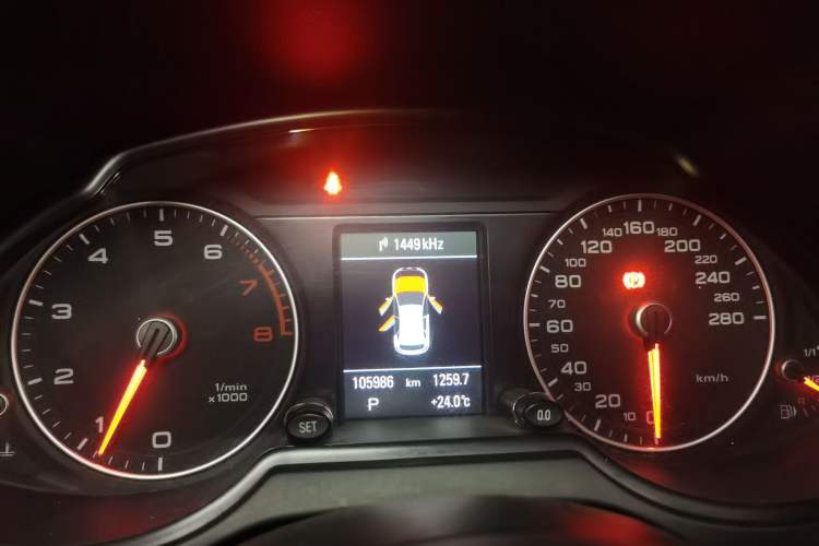 Used Audi Q5 2015 40 TFSI Comfort Model Instrument Cluster