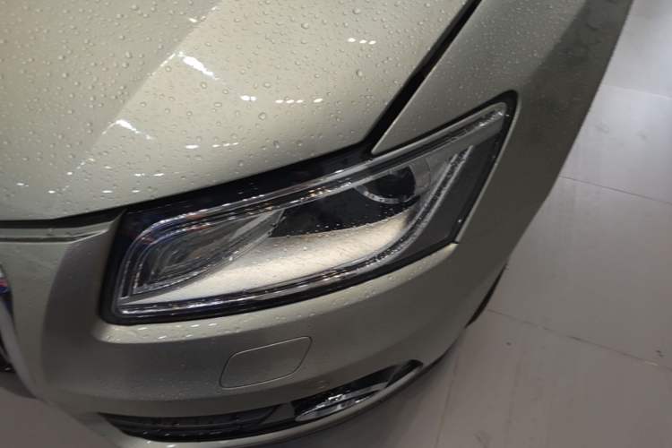Used Audi Q5 2015 40 TFSI Technology Edition Left Front Headlight
