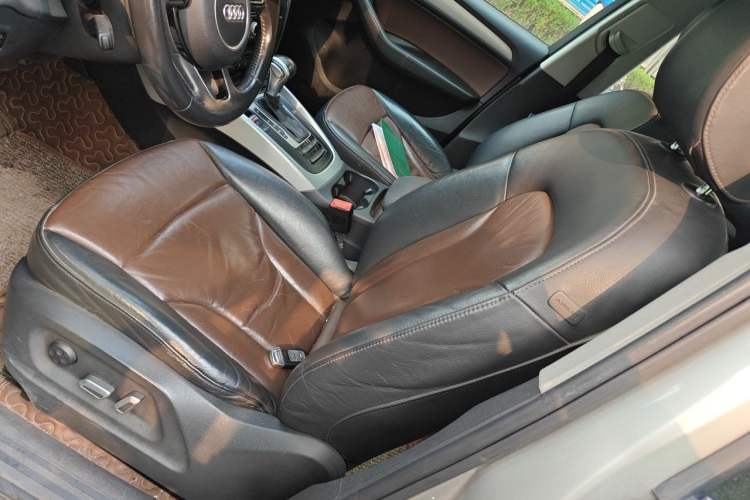 Used Audi Q5 2015 40 TFSI Technology Edition Left Front Seat