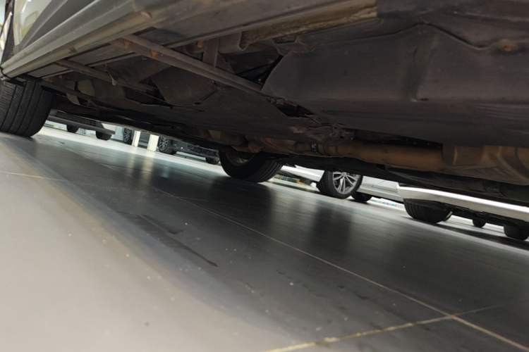Used Audi Q5 2015 40 TFSI Technology Edition Left Side Sill