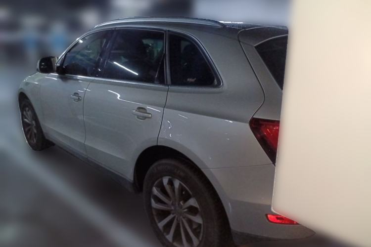 Used Audi Q5 2015 40 TFSI Technology Edition Rear Left 45 Deg