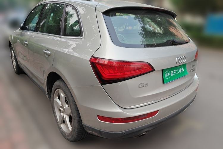 Used Audi Q5 2015 40 TFSI Technology Edition Rear Left 45 Deg