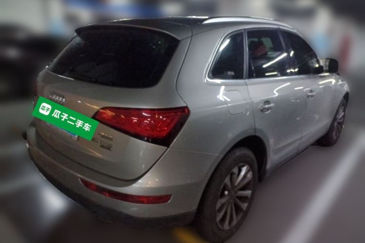 Used Audi Q5 2015 40 TFSI Technology Edition Rear Right 45 Deg