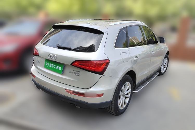 Used Audi Q5 2015 40 TFSI Technology Edition Rear Right 45 Deg