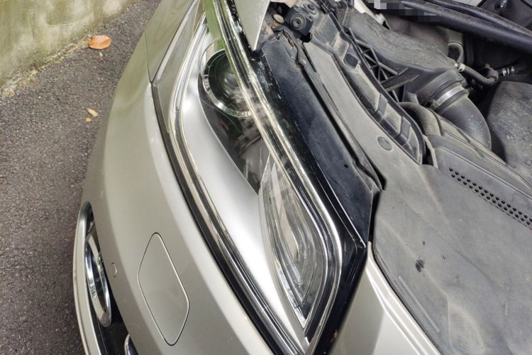 Used Audi Q5 2015 40 TFSI Comfort Model Right Front Headlight