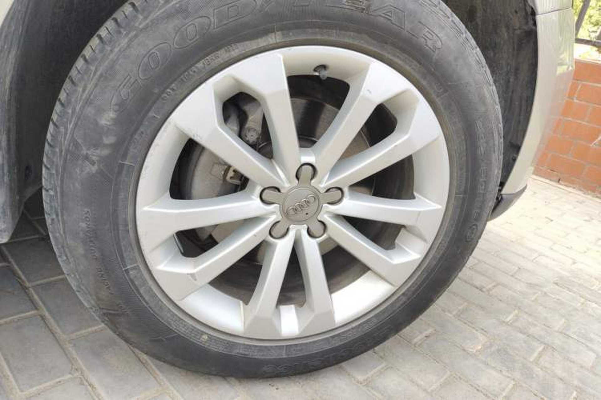Used Audi Q5 2015 40 TFSI Technology Edition Right Front Wheel Hub