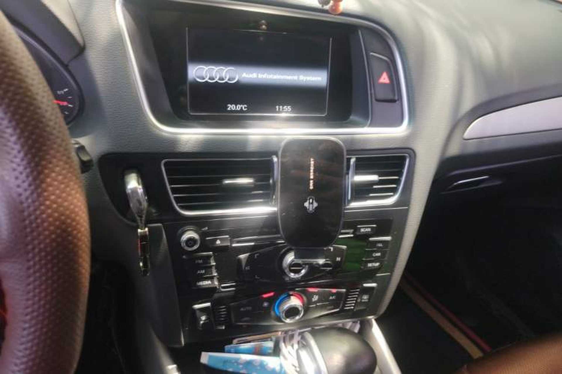 Used Audi Q5 2016 40 TFSI Trendy Edition Audio And AC Panel