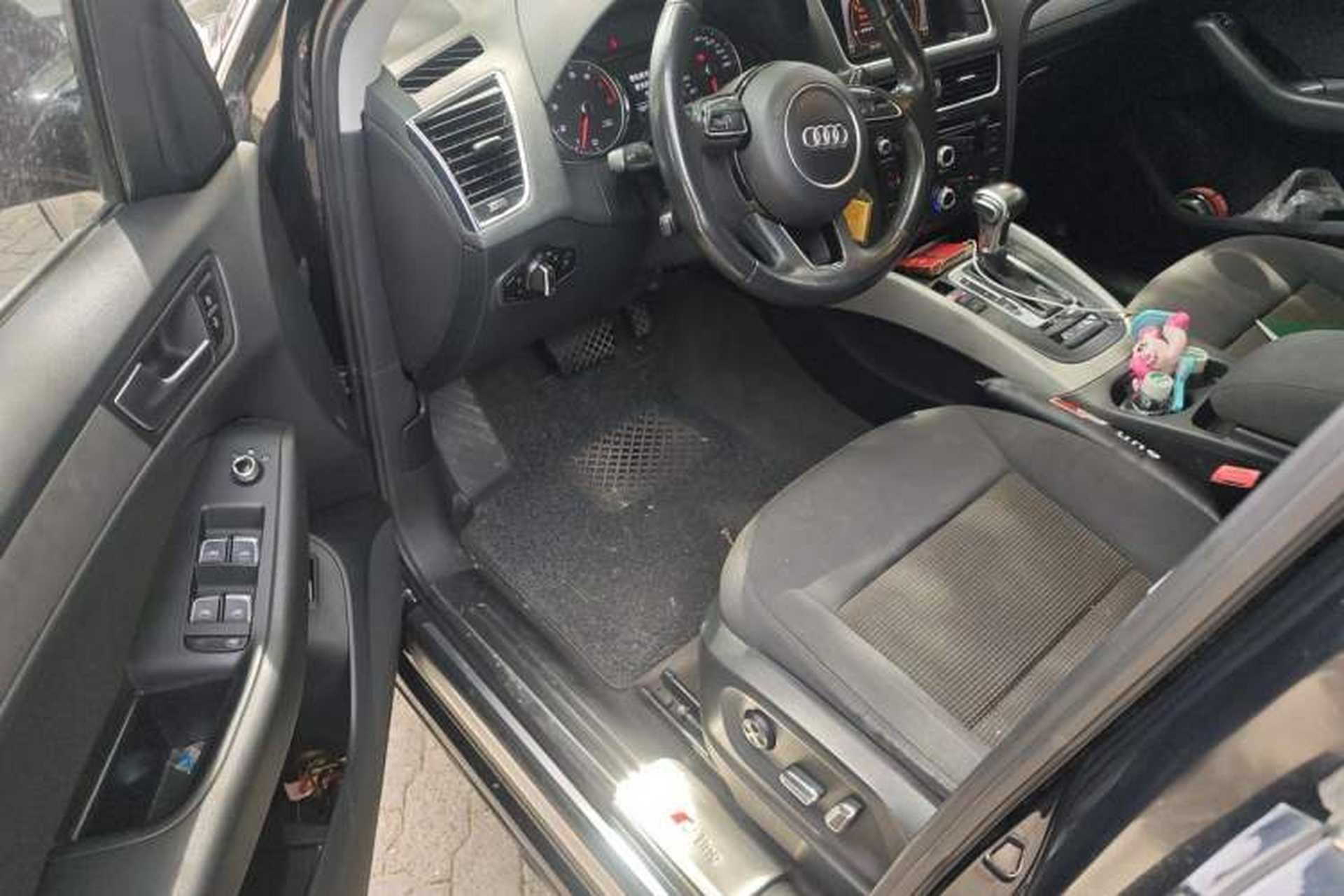 Used Audi Q5 2016 40 TFSI Trendy Edition Driver Seat