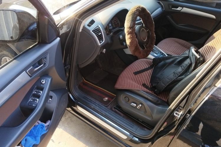 Used Audi Q5 2016 40 TFSI Technology Edition Driver Seat