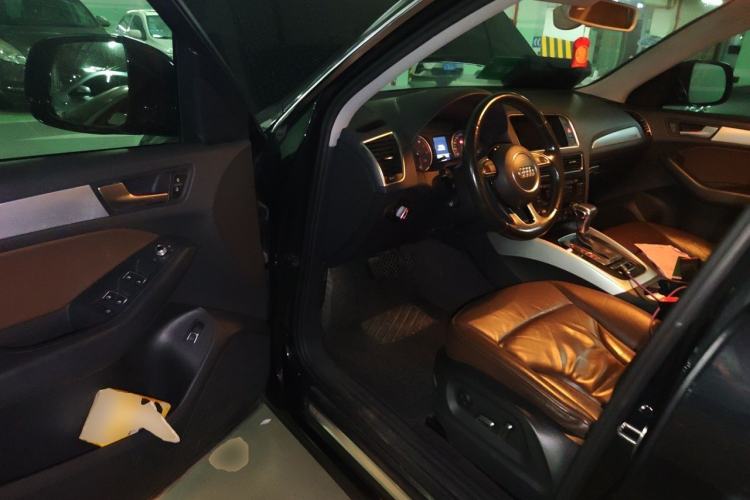 Used Audi Q5 2016 40 TFSI Technology Edition Driver Seat
