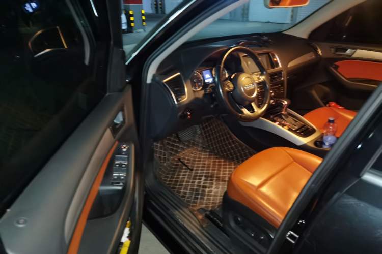 Used Audi Q5 2016 40 TFSI Trendy Edition Driver Seat