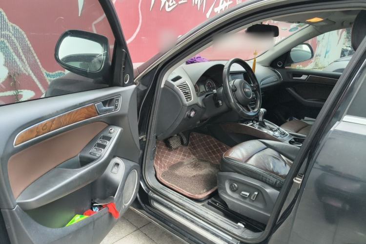 Used Audi Q5 2016 40 TFSI Comfort Model Driver Seat
