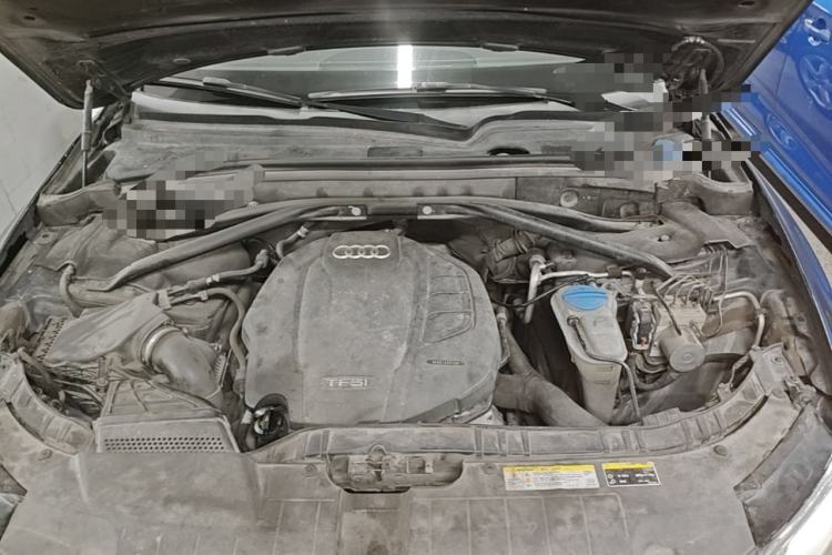 Used Audi Q5 2016 40 TFSI Technology Edition Engine Bay