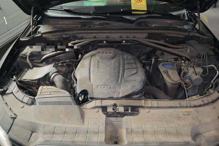 Used Audi Q5 2016 40 TFSI Technology Edition Engine Bay