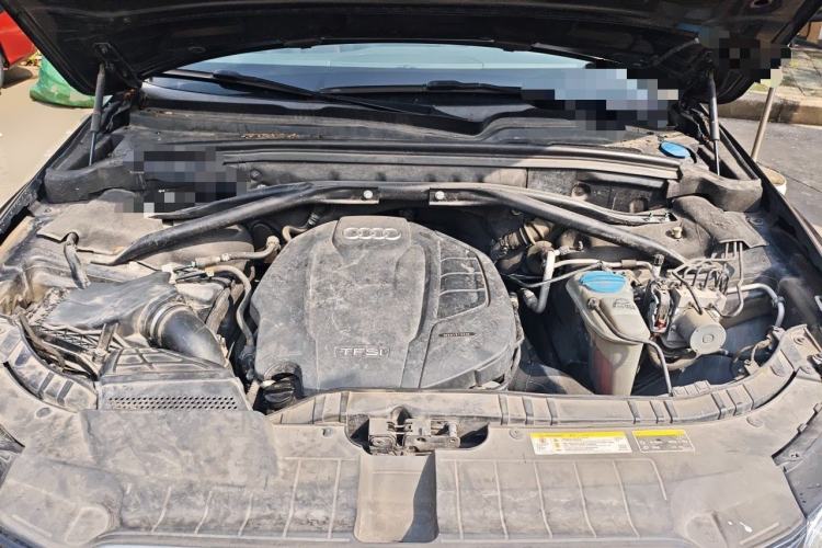 Used Audi Q5 2016 40 TFSI Technology Edition Engine Bay
