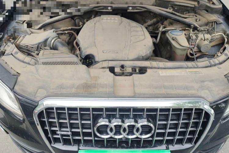 Used Audi Q5 2016 40 TFSI Trendy Edition Engine Bay