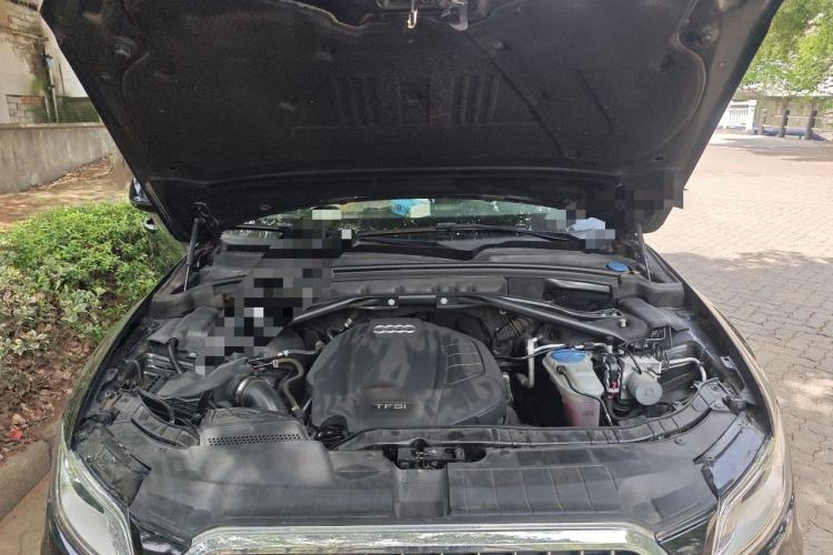 Used Audi Q5 2016 40 TFSI Trendy Edition Engine Bay