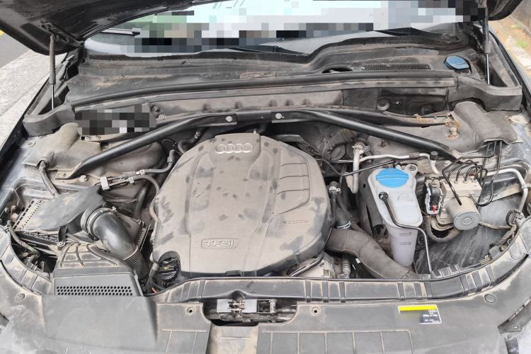 Used Audi Q5 2016 40 TFSI Trendy Edition Engine Bay
