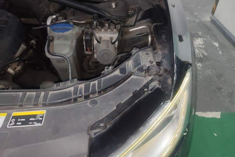 Used Audi Q5 2016 40 TFSI Technology Edition Engine Bay Left