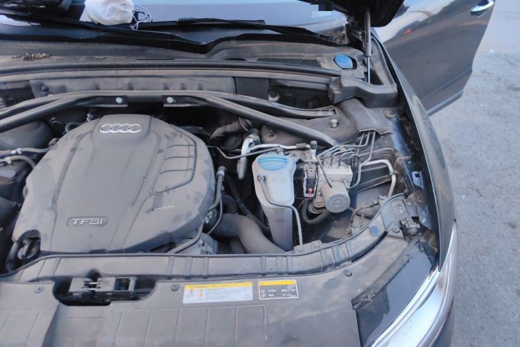 Used Audi Q5 2016 40 TFSI Trendy Edition Engine Bay Left