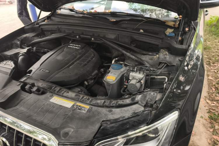 Used Audi Q5 2016 40 TFSI Trendy Edition Engine Bay Left