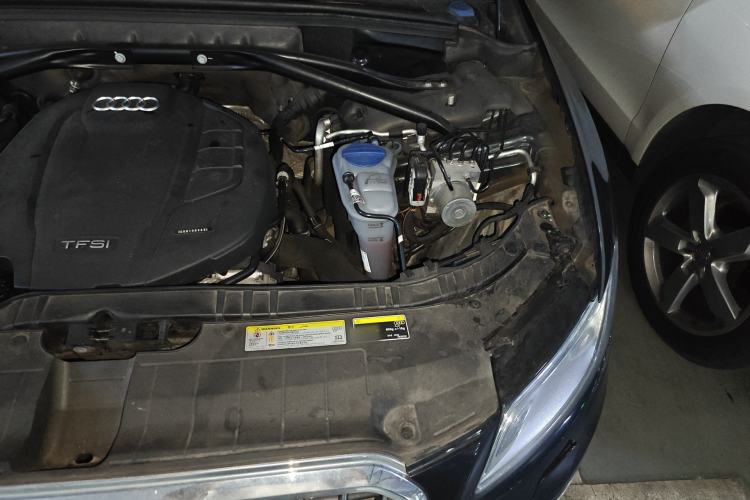 Used Audi Q5 2016 40 TFSI Technology Edition Engine Bay Left