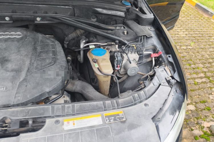 Used Audi Q5 2016 40 TFSI Technology Edition Engine Bay Left