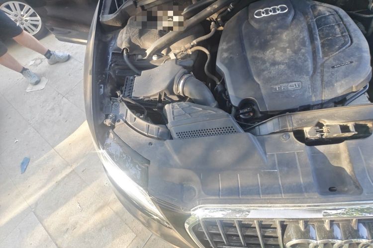 Used Audi Q5 2016 40 TFSI Technology Edition Engine Bay Right