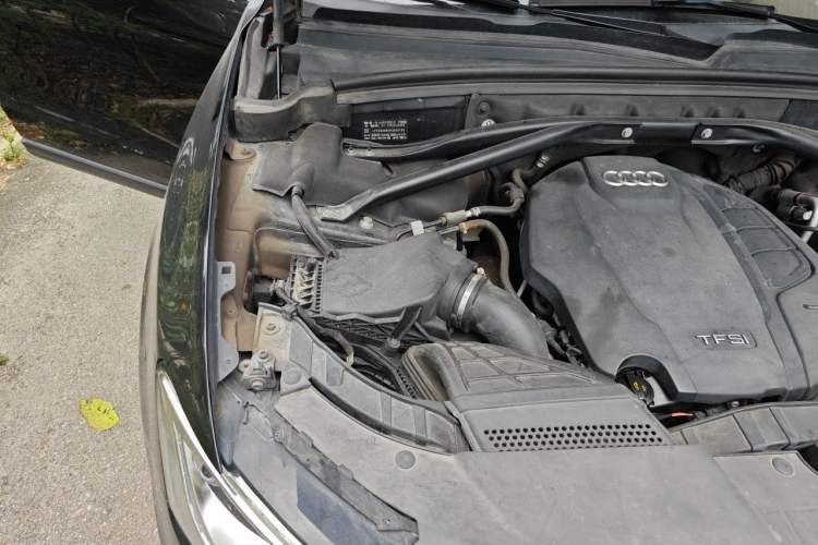 Used Audi Q5 2016 40 TFSI Technology Edition Engine Bay Right