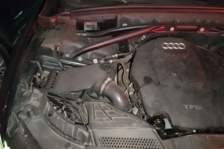 Used Audi Q5 2016 40 TFSI Technology Edition Engine Bay Right
