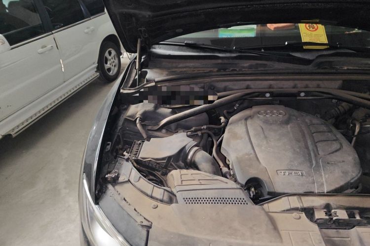 Used Audi Q5 2016 40 TFSI Technology Edition Engine Bay Right
