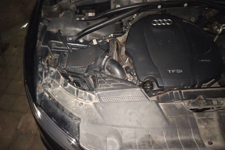 Used Audi Q5 2016 Plus 40 TFSI Dynamic Model Engine Bay Right