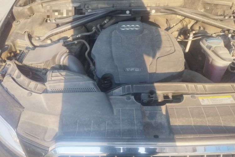 Used Audi Q5 2016 40 TFSI Technology Edition Engine Bay Right