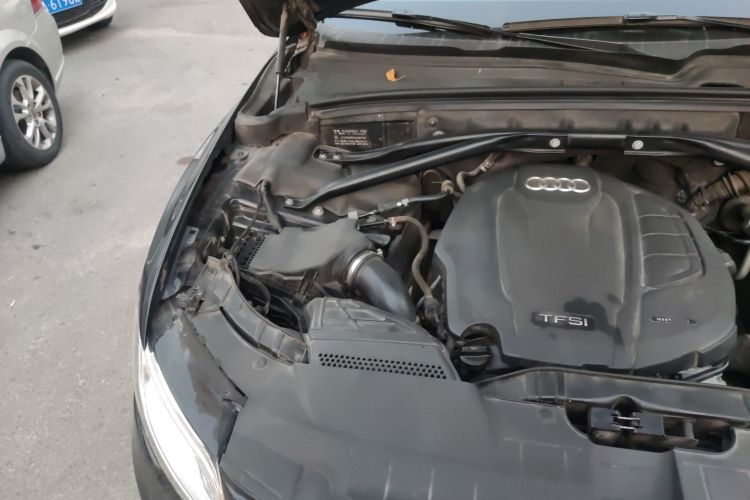 Used Audi Q5 2016 40 TFSI Technology Edition Engine Bay Right