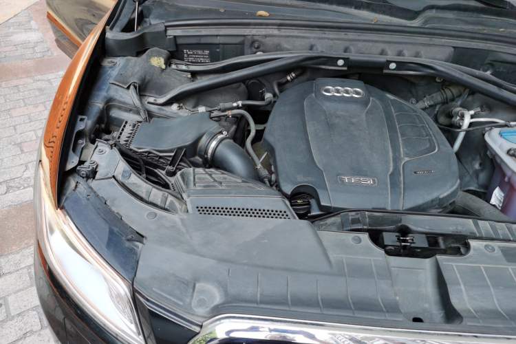 Used Audi Q5 2016 40 TFSI Trendy Edition Engine Bay Right