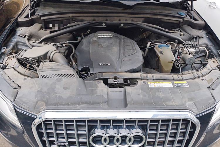 Used Audi Q5 2016 40 TFSI Technology Edition Engine Bay