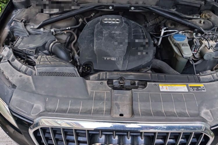 Used Audi Q5 2016 40 TFSI Trendy Edition Engine Bay
