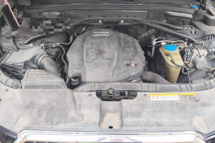 Used Audi Q5 2016 40 TFSI Technology Edition Engine Bay