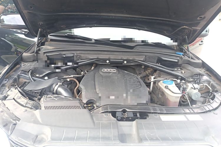 Used Audi Q5 2016 40 TFSI Technology Edition Engine Bay