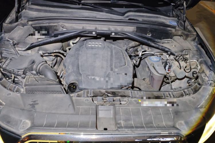 Used Audi Q5 2016 40 TFSI Trendy Edition Engine Bay