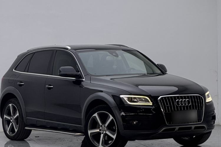 Used Audi Q5 2016 40 TFSI Luxury Model Exterior 2