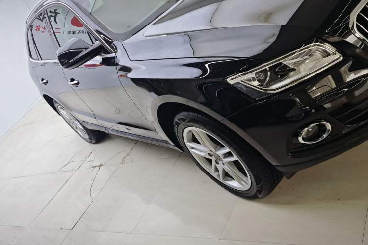 Used Audi Q5 2016 40 TFSI Comfort Model Exterior 2