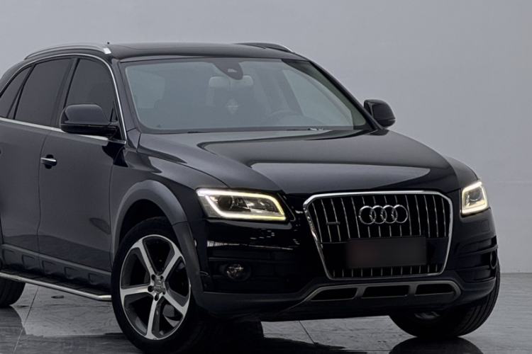 Used Audi Q5 2016 40 TFSI Luxury Model Exterior 3