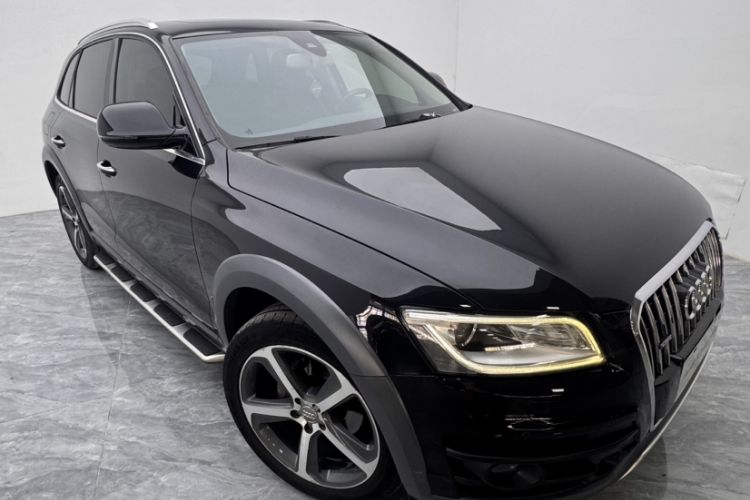 Used Audi Q5 2016 40 TFSI Luxury Model Exterior 4