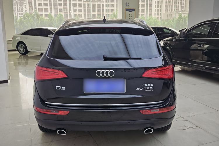 Used Audi Q5 2016 40 TFSI Comfort Model Exterior 4