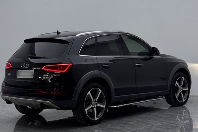 Used Audi Q5 2016 40 TFSI Luxury Model Exterior 6