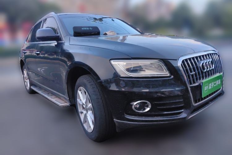 Used Audi Q5 2016 40 TFSI Trendy Edition Front Right 45 Deg